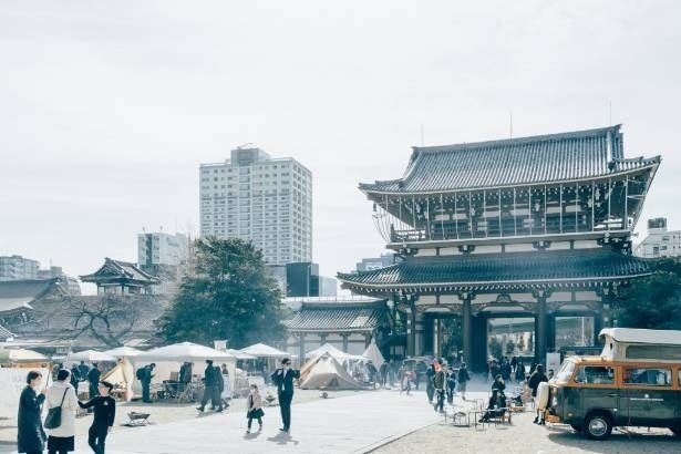 2026年2月21日(土)、22日(日)に開催される、寺で焚き火を体験できる都市型アウトドアイベント「URBAN NIGHT OWL 2026」