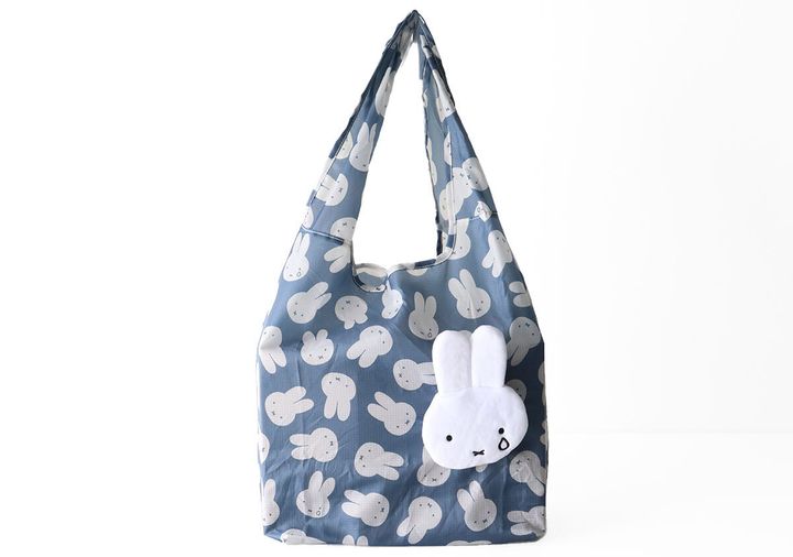 宝島社雑誌付録のInRed3月号のミッフィー“ふわふわ”フェイス形エコバッグ1