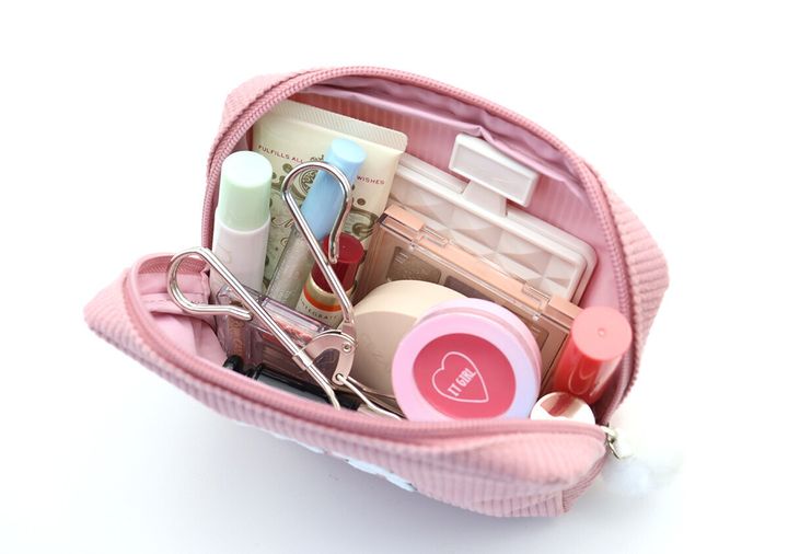 宝島社雑誌付録のInRed3月号増刊のミッフィー刺繍入りコーデュロイポーチ5