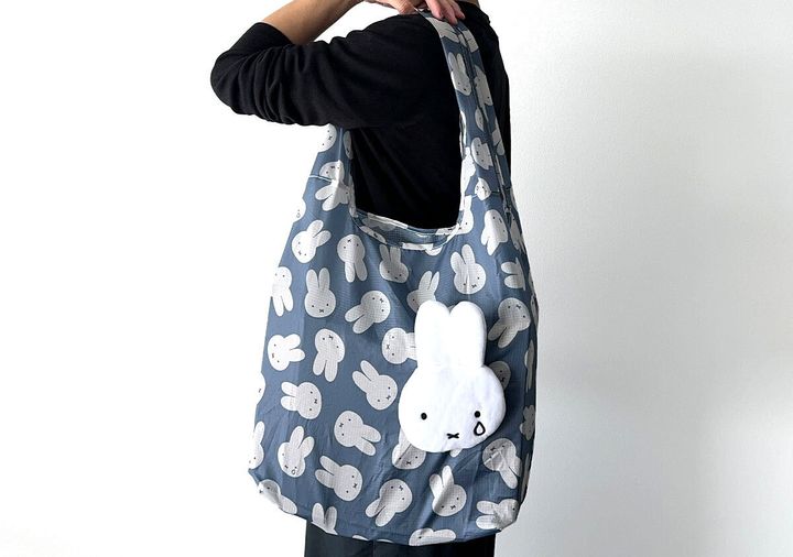 宝島社雑誌付録のInRed3月号のミッフィー“ふわふわ”フェイス形エコバッグ2