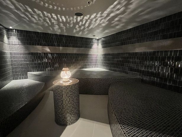 岩盤浴室は会話NGだが、「DANRAN」は会話OK