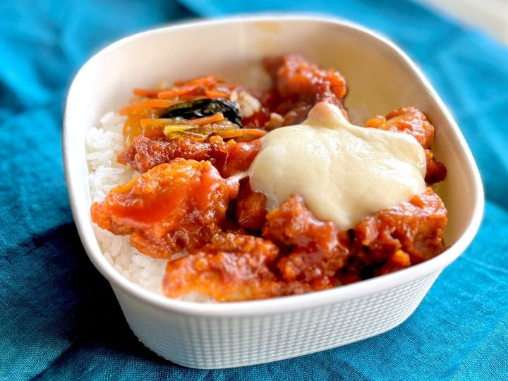 韓国好きは絶対食べて！【セブン】話題のヤンニョム丼がウマすぎた