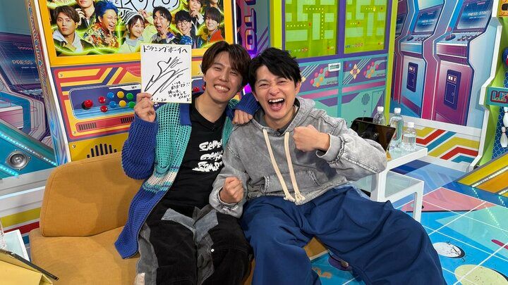 【写真・画像】下野紘、入野自由の予測不能な行動に腹筋崩壊！『声優と夜あそび』で9ヶ月の絆を検証 1枚目