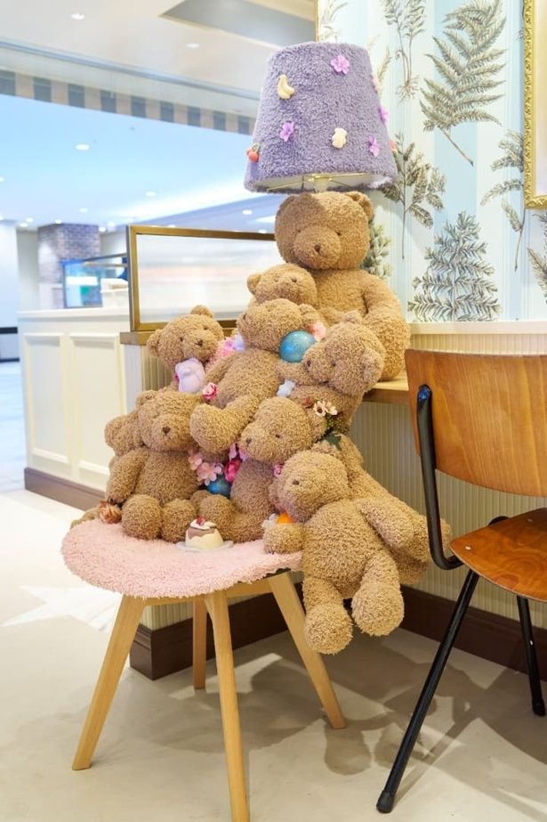 ピケベアで飾り付けたランプ＆チェア