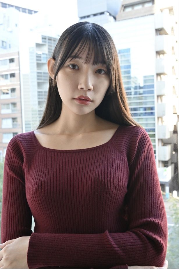 “令和の美脚クイーン”波崎天結さんの2nd写真集『丸みの誘惑』が1月30日に発売