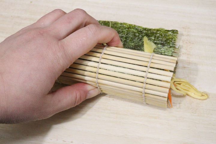ダイソー ミニ手巻きすしセット 巻き方