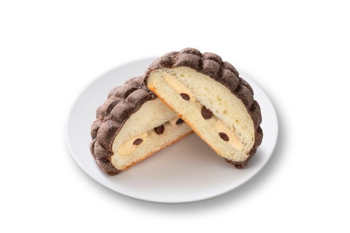 ファミリーマートのヘーゼルナッツのショコラメロンパンのビジュアル