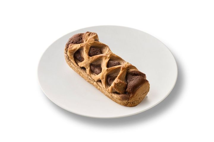 ファミリーマートのショコラデニッシュラズベリーのビジュアル