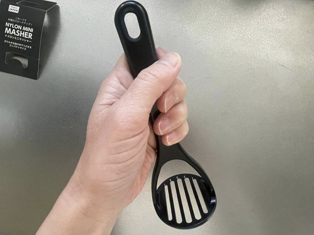 ダイソー ナイロンミニマッシャー 握りやすい