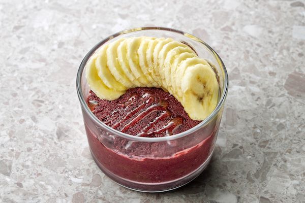 福岡発カフェ「PLUS」がリブランディング。グルテンフリーベーグルなど新メニュー発売