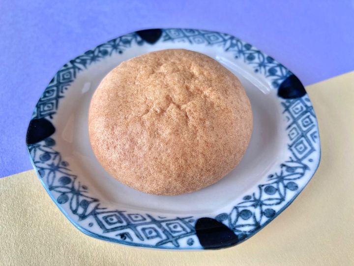 バターの風味はイマイチ？甘さと塩味のバランスは？【セブン】ちょっと変わり種の「あんバタまんじゅう」