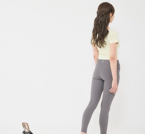 歩き方を動画に撮ってみよう (C)かなぺ／KADOKAWA