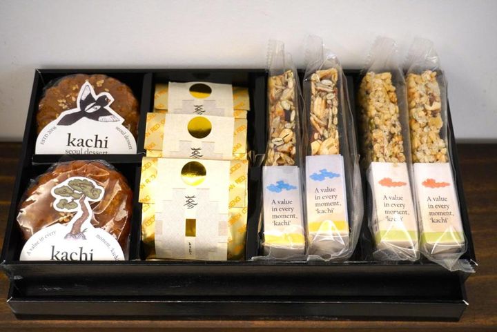 このようなギフトボックスのオーダーも可能。お店に並ぶ商品は日によって多少変わるので、ご注意を。