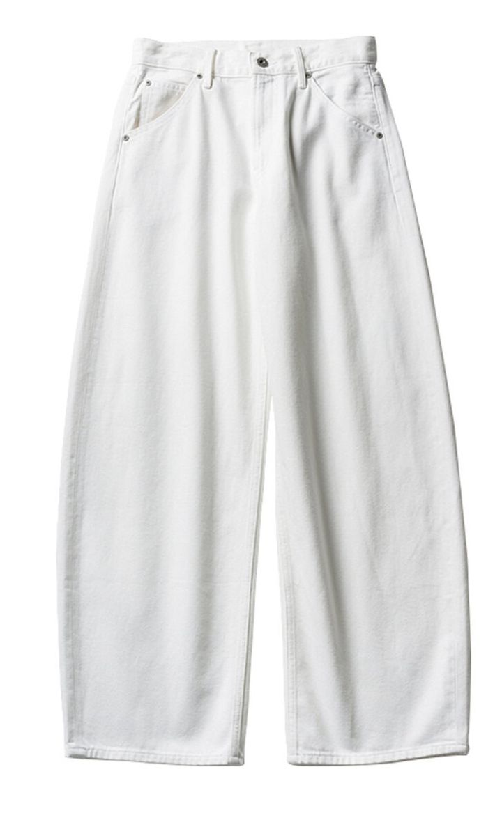 バギーカーブジーンズ¥4,990／ユニクロ