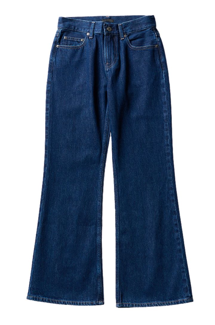 ブーツカットジーンズ¥4,990／ユニクロ