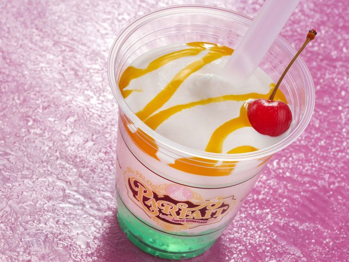 東京ディズニーランド「ディズニー・パルパルーザ“ヴァネロペのスウィーツ・ポップ・ワールド”」ピーチスムージー＆ライムゼリー