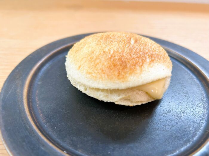 コップで「ギュッ」とするだけ♡いつもの食パンが爆速で〈ランチパック風〉になる凄ワザ！