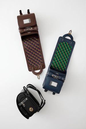 クロスター、2027年入学用ランドセルカタログの請求受付開始。人気ブランドを多数掲載