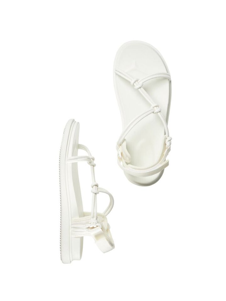 ロープサンダル 3990円（税込）