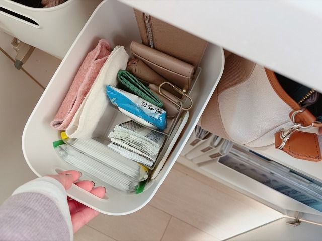 外出前に使用するものの収納