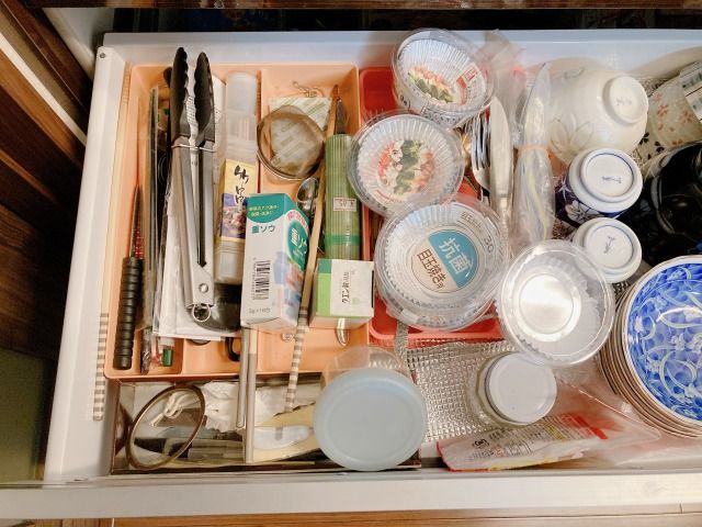 キッチン用品を入れた引き出し