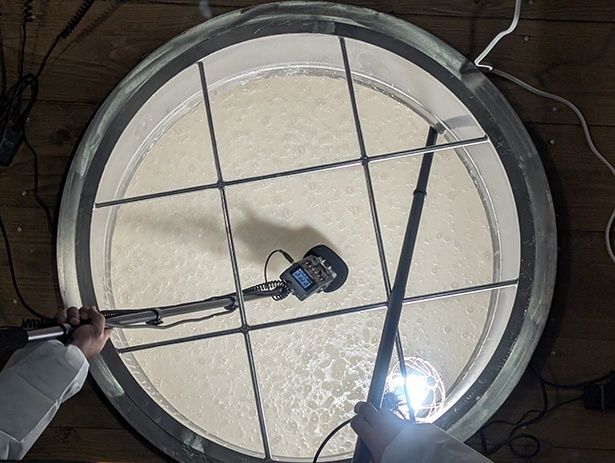 高性能収音マイク・ヘッドフォンを使った、発酵タンクのASMR体験