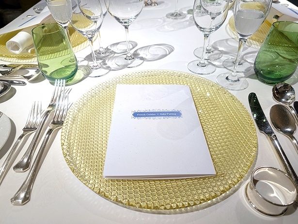 料理ごとに1杯ずつ、その料理に合う日本酒が提供される