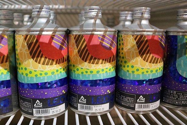 直売所限定の「鳴門鯛LED無濾過生原酒(720ml 2750円)」。徳島県が開発した酵母「LED夢酵母」を使用した「鳴門鯛LED」の無濾過生原酒で、搾りたてのフレッシュな味わいが楽しめる