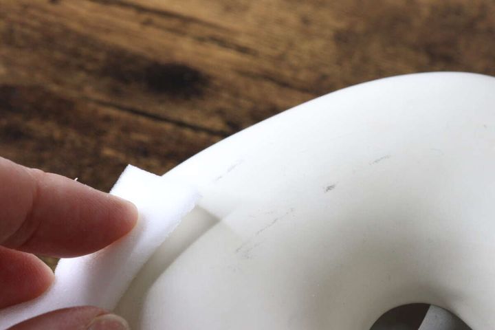 ダイソーのロールタイプメラミンスポンジは汚れ落としに便利