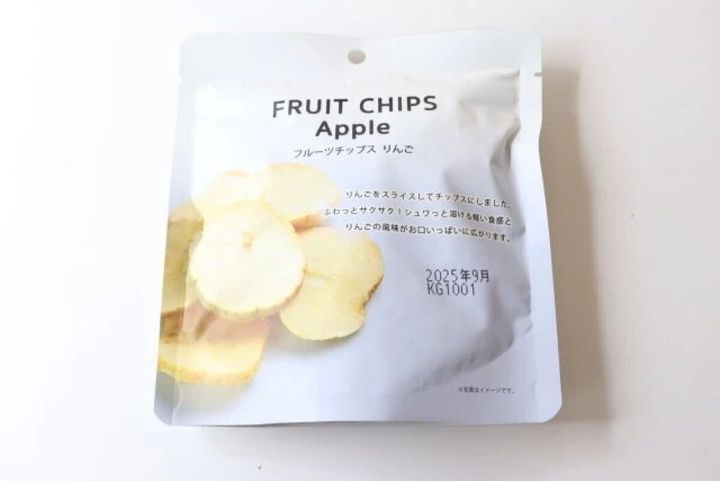 ダイソー フルーツチップス りんご パッケージ
