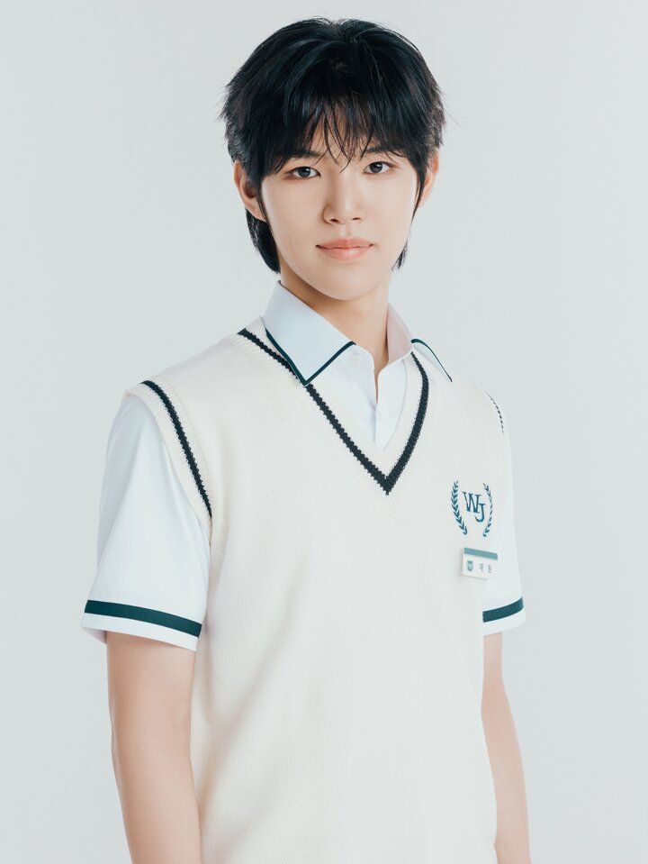 【写真・画像】“SMTR25”初のバラエティ番組『応答せよ！僕らのハイスクール』15名のメンバープロフィールを公開 16枚目