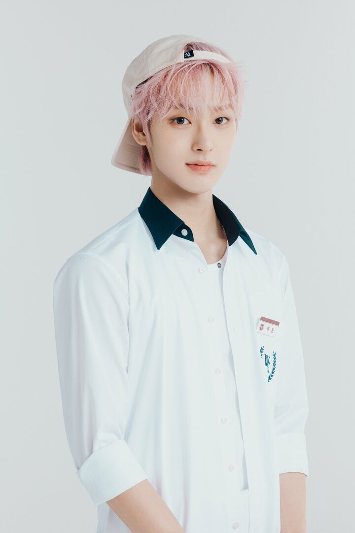 【写真・画像】“SMTR25”初のバラエティ番組『応答せよ！僕らのハイスクール』15名のメンバープロフィールを公開 5枚目