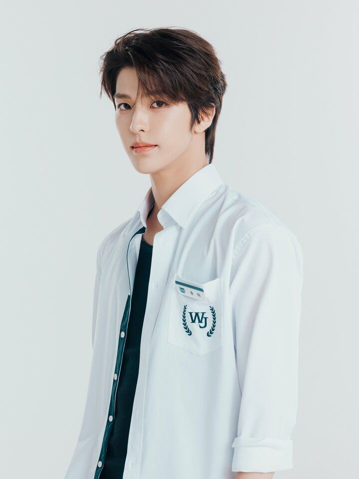 【写真・画像】“SMTR25”初のバラエティ番組『応答せよ！僕らのハイスクール』15名のメンバープロフィールを公開 8枚目