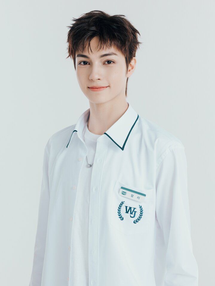 【写真・画像】“SMTR25”初のバラエティ番組『応答せよ！僕らのハイスクール』15名のメンバープロフィールを公開 15枚目