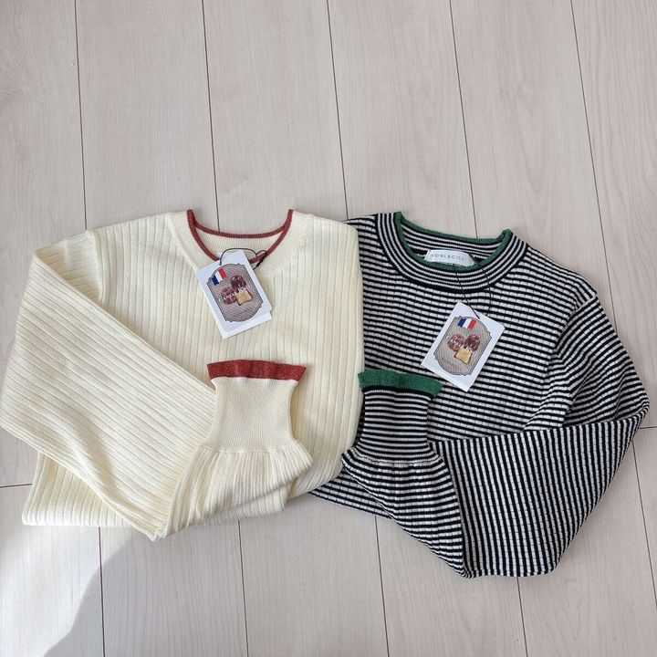 BONLECILL至福のカヌレニット ホワイトとボーダー