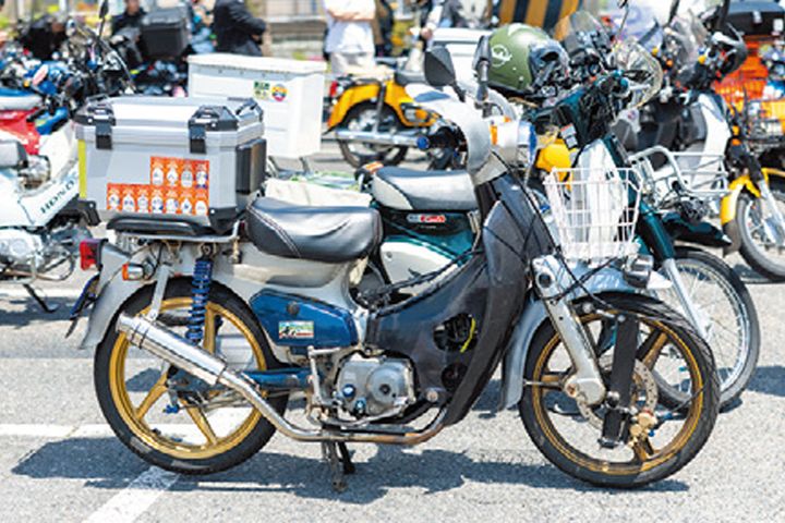 【千葉カブミーティング】佐倉市ユーカリが丘に400台集結！街と一体の新しいカブ文化