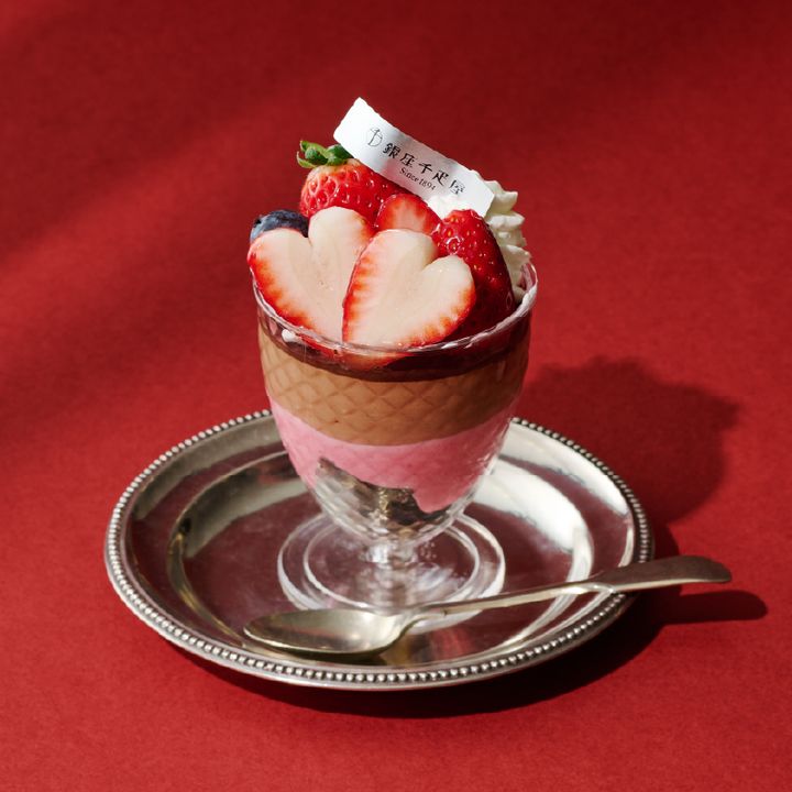 いちごショコラパフェ