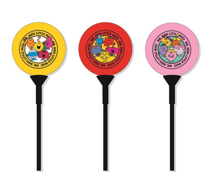 原宿竹下通りで特別デザインのスティックバルーンをプレゼント