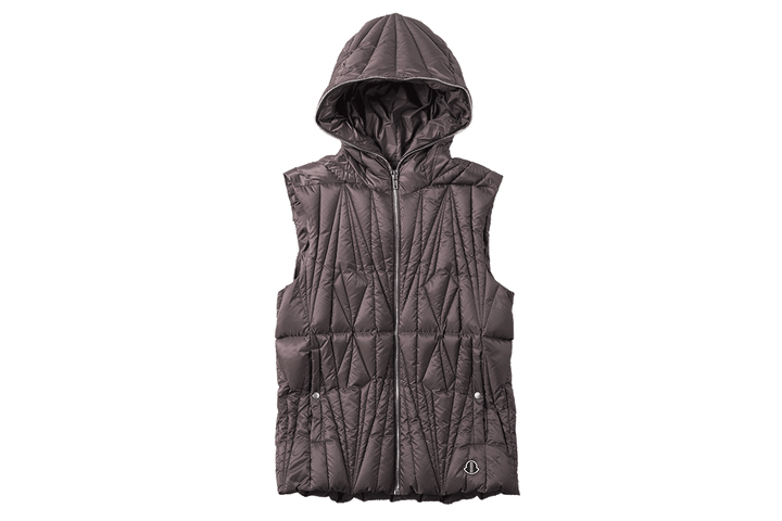 〈モンクレール + モンクレール〉のキルティングベスト