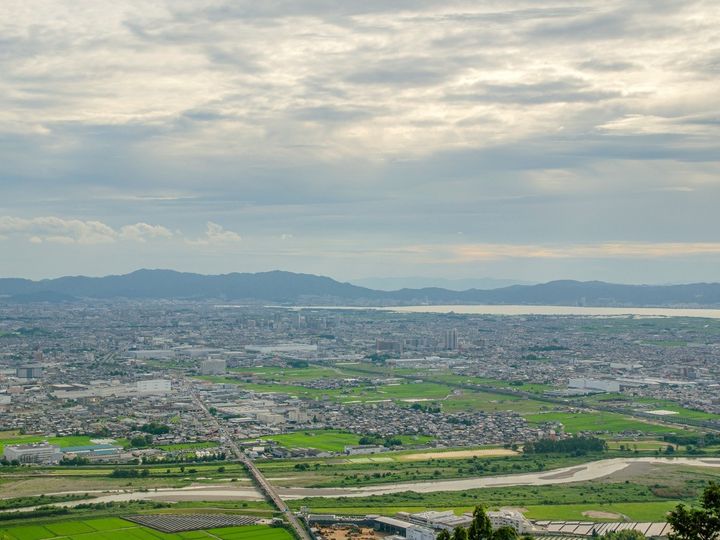 All About ニュース編集部は、全国10～60代の男女250人を対象に「自治体」に関する独自のアンケート調査を実施。読むのが難しいと思う「滋賀県の自治体」で1位に選ばれたのは？