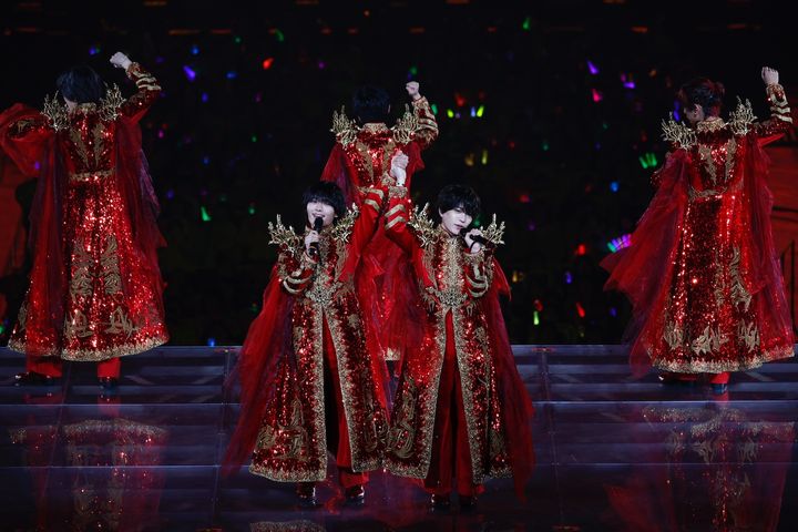 ジュニア時代と同じ、ゴンドラに乗り「ダイヤモンドスマイル」で登場！