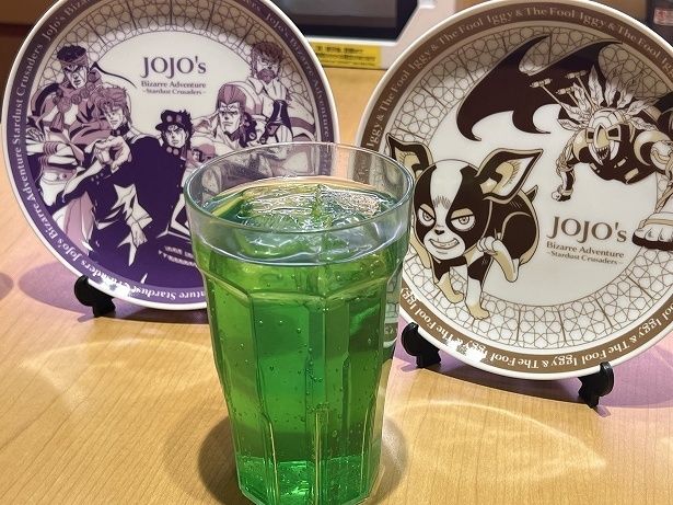 「ポップメロンソーダ」のほか、ウーロン茶、ペプシコーラ、ホワイトウォーター、ホワイトソーダが対象