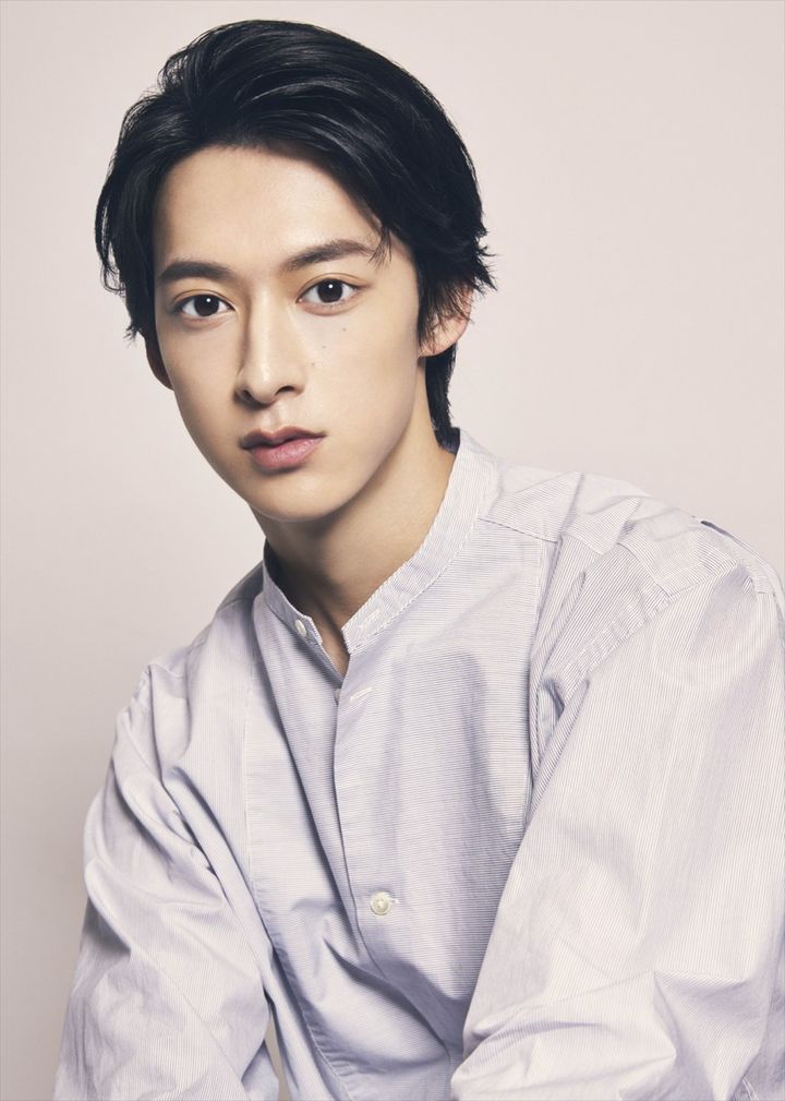 音楽劇『OLD WATERCOLOR FISH』に出演する伊藤あさひ width=