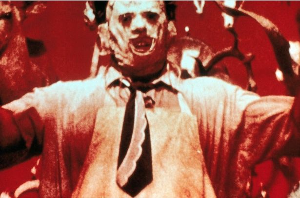 若者たちが殺人一家の餌食に…鮮烈な恐怖とトラウマを植え付け、何度もリメイク/リブートされてきた名作『悪魔のいけにえ』 [c]Everett Collection/AFLO