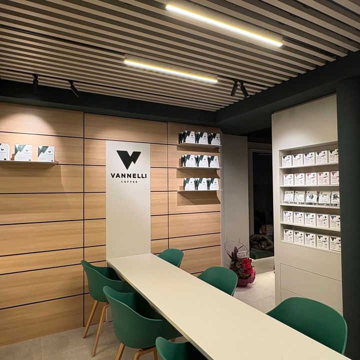 表参道 Vannelli Coffee（バンネリコーヒー）