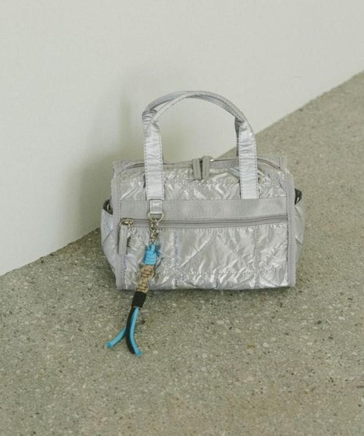 画像1: 出典：and ST