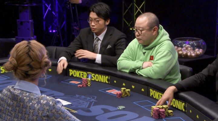 【映像】“半年で9億稼いだ”最強プロ、最強手札でも動じない“表情”