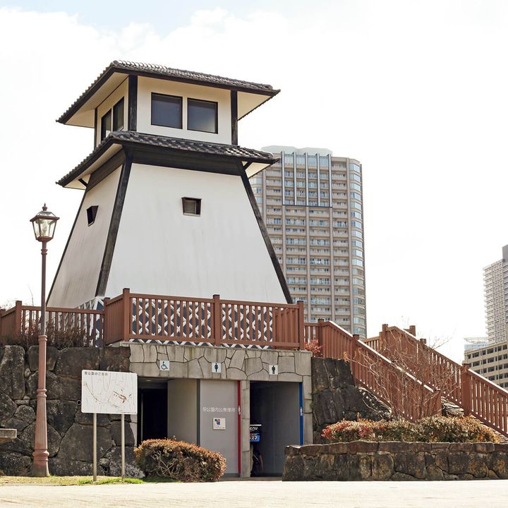 佃公園 公衆トイレ 外観