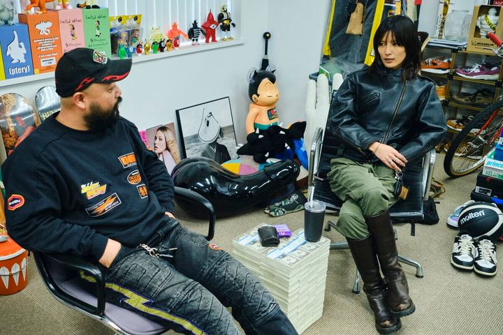 元E-girls藤井萩花が語る愛車「ボルボ」愛。免許取得のきっかけは育児？「運転が荒いのはパパ譲り」の意外な素顔