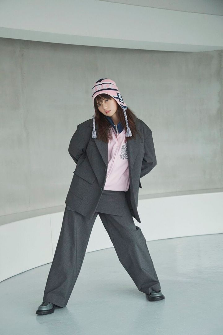 齋藤飛鳥が着こなすF/CE.［エフシーイー®］のアウター